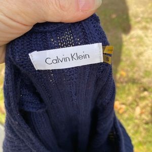 - 3 for $25 pick and bundle.  🏡🏡🏡 Calvin Klein Cable Knit dress. GUC